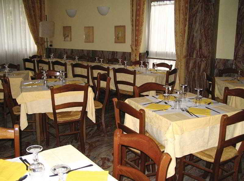 Hotel Corolle Флоренция Екстериор снимка