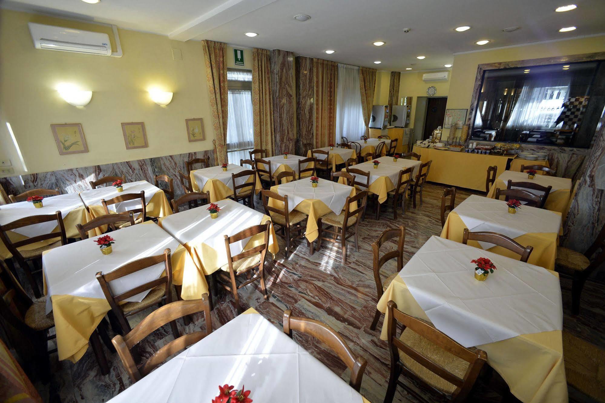Hotel Corolle Флоренция Екстериор снимка