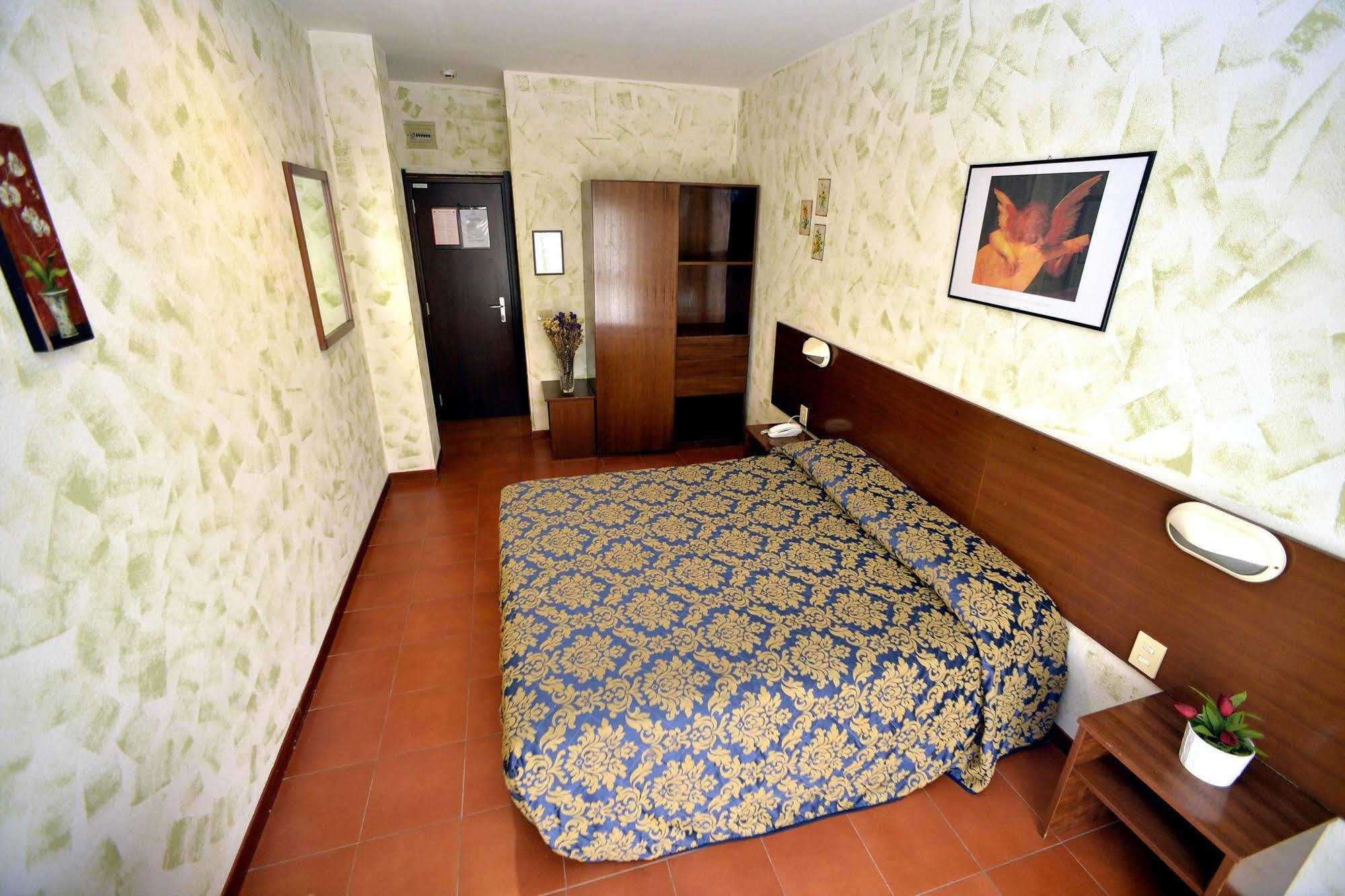 Hotel Corolle Флоренция Екстериор снимка