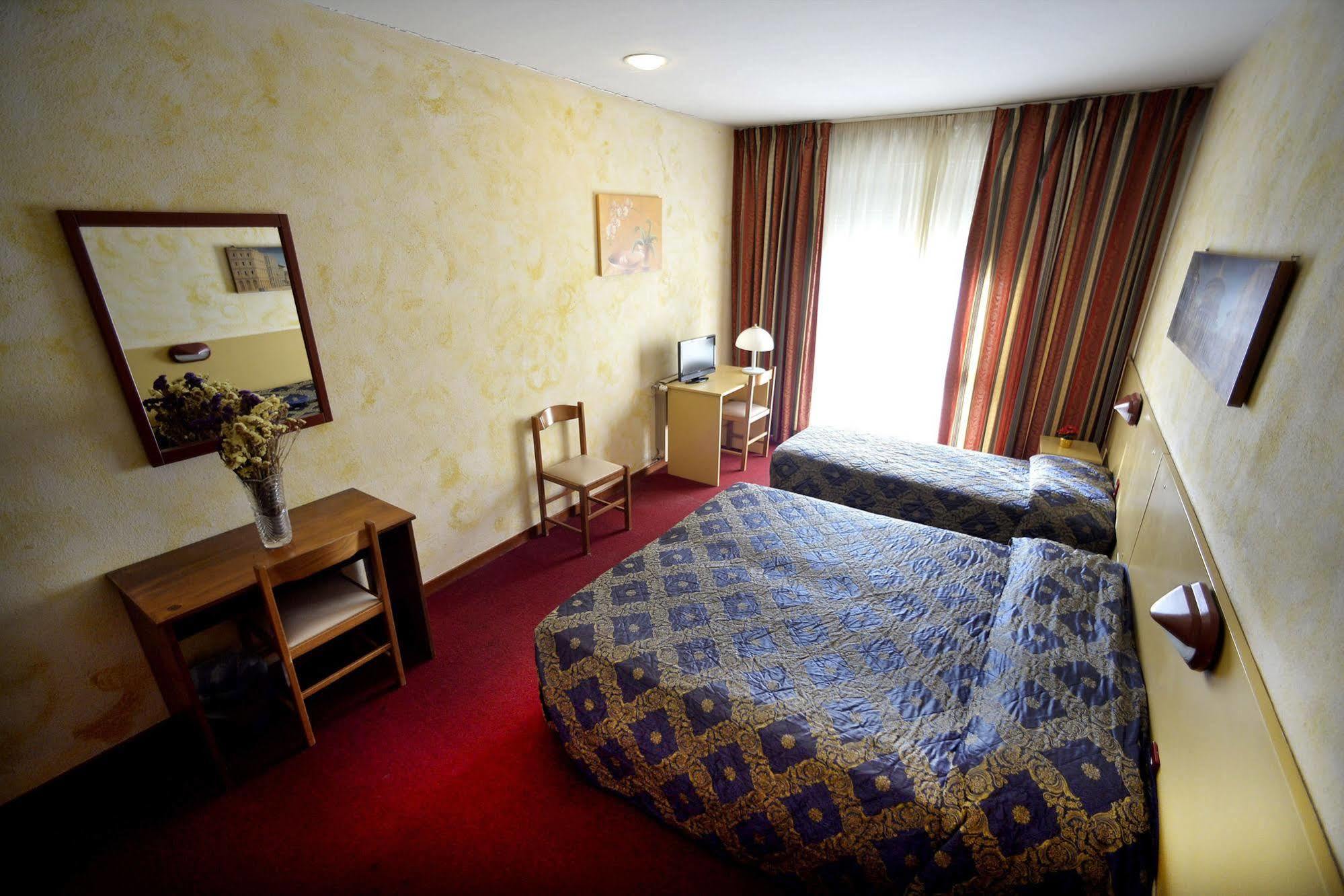 Hotel Corolle Флоренция Екстериор снимка