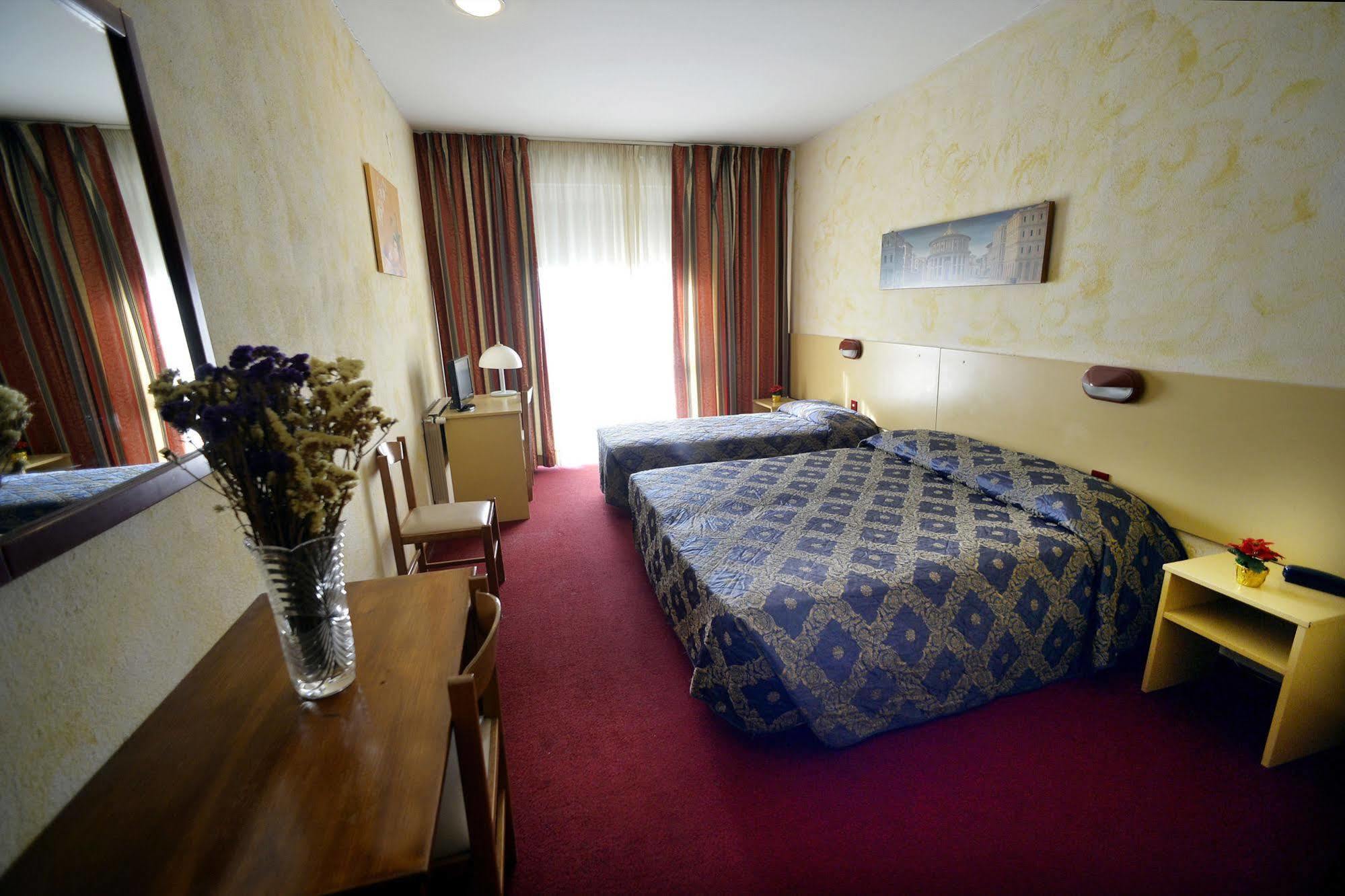 Hotel Corolle Флоренция Екстериор снимка